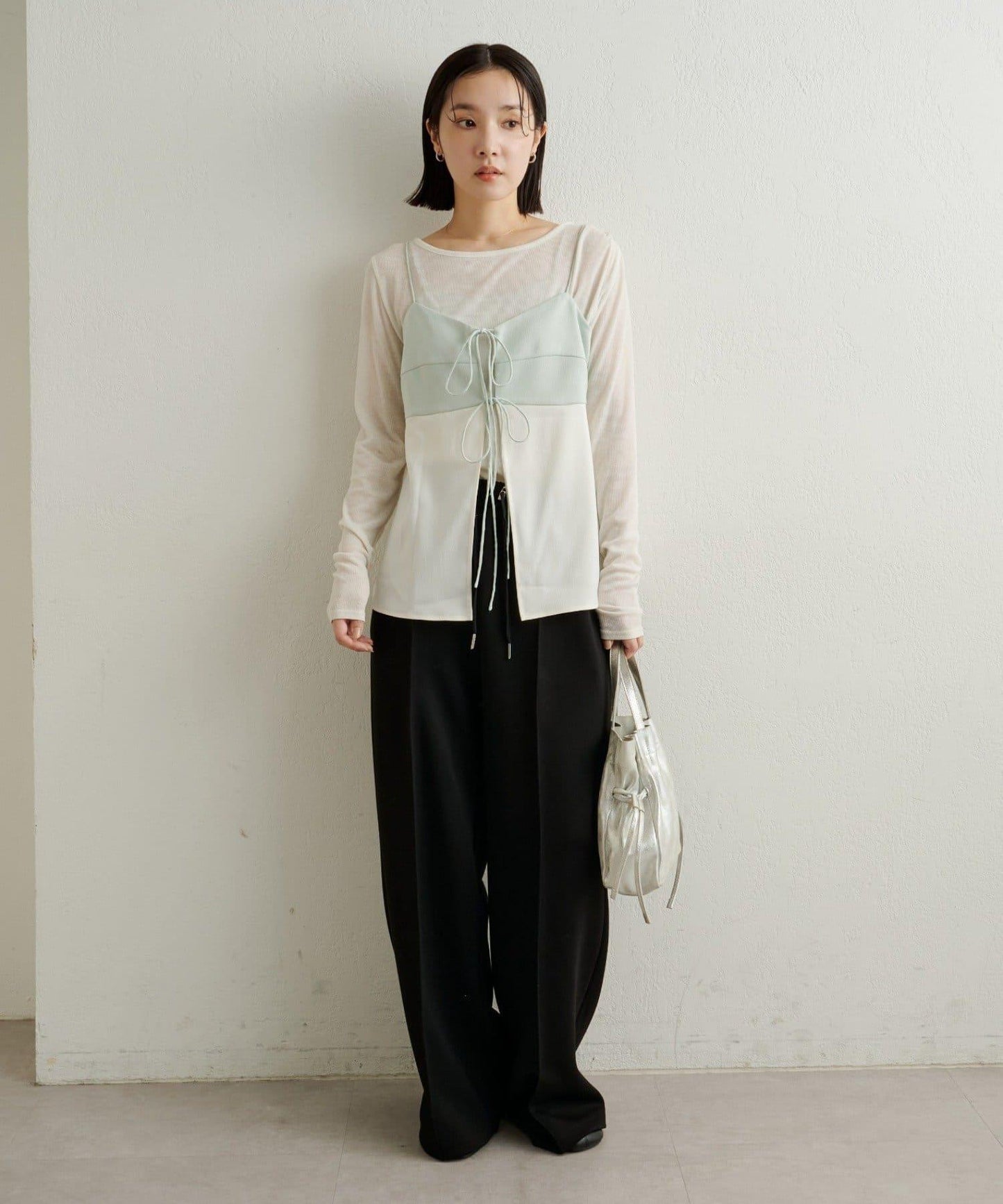 緞面蝴蝶結吊帶背心