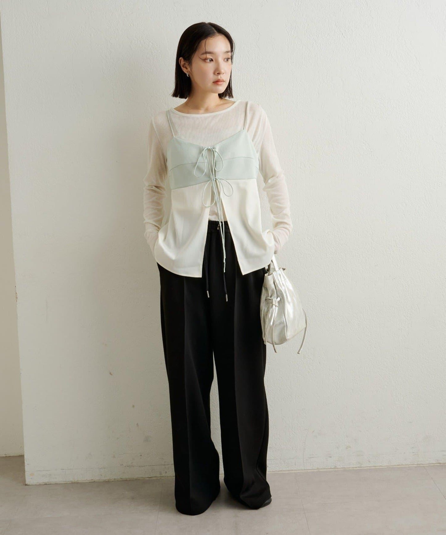 緞面蝴蝶結吊帶背心