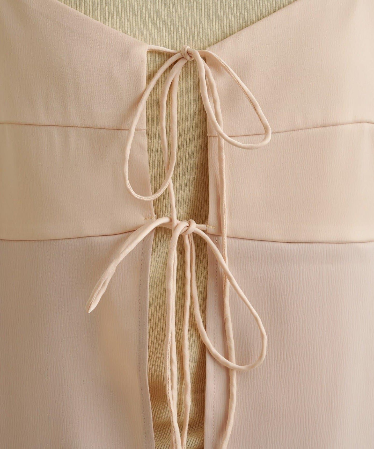 緞面蝴蝶結吊帶背心