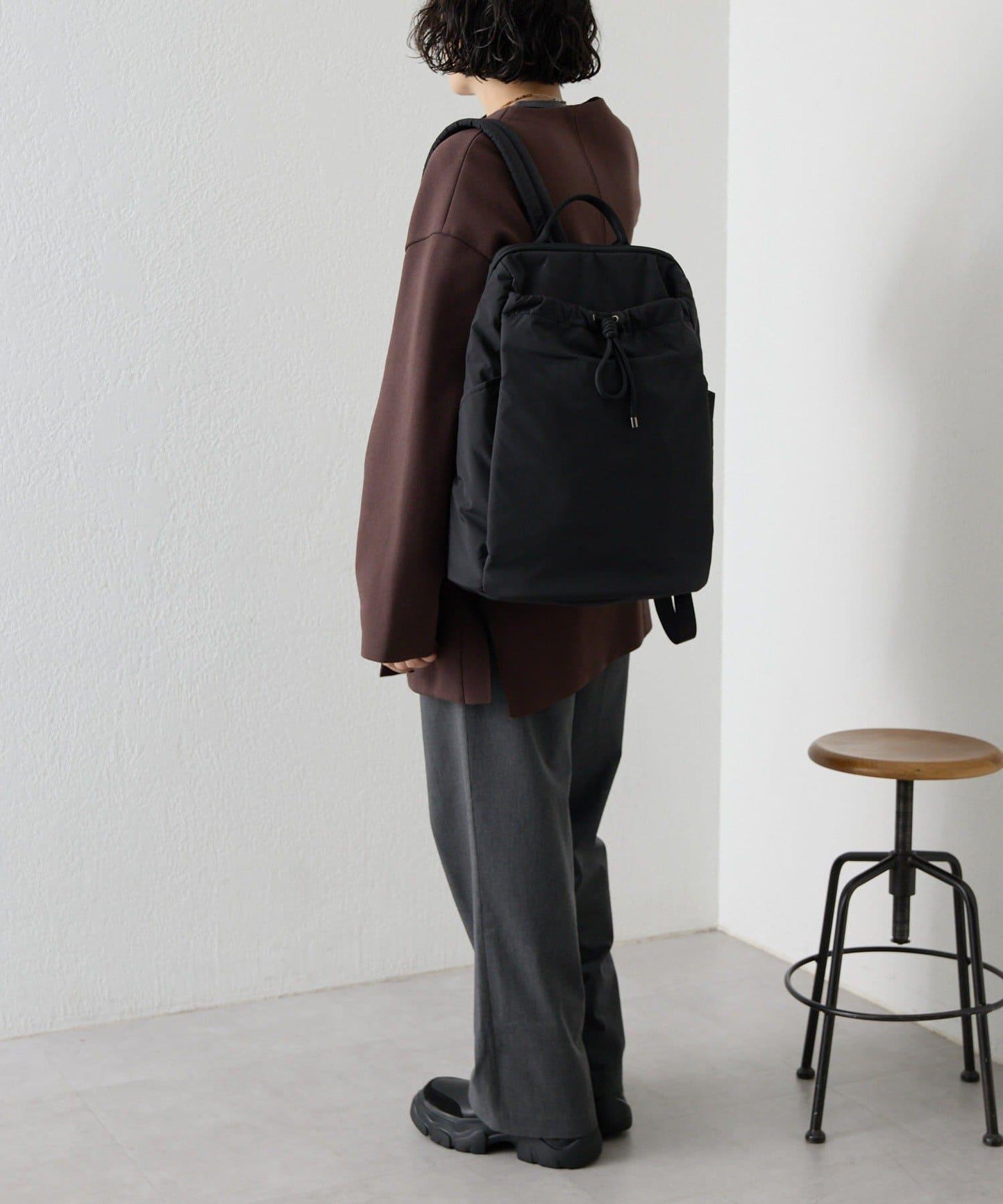 防潑水/A4尺寸兼容抽繩雙肩包