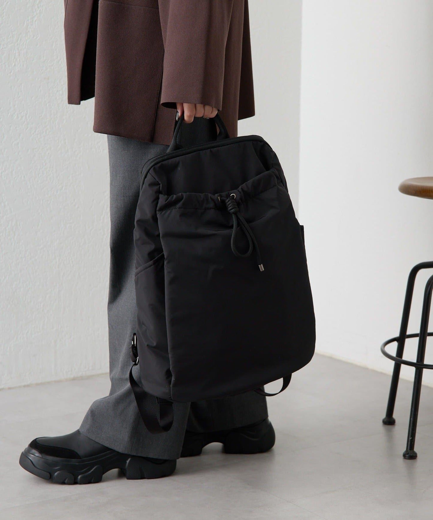 防潑水/A4尺寸兼容抽繩雙肩包