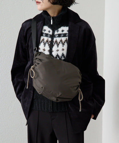 防潑水/超輕量300g抽繩單肩包