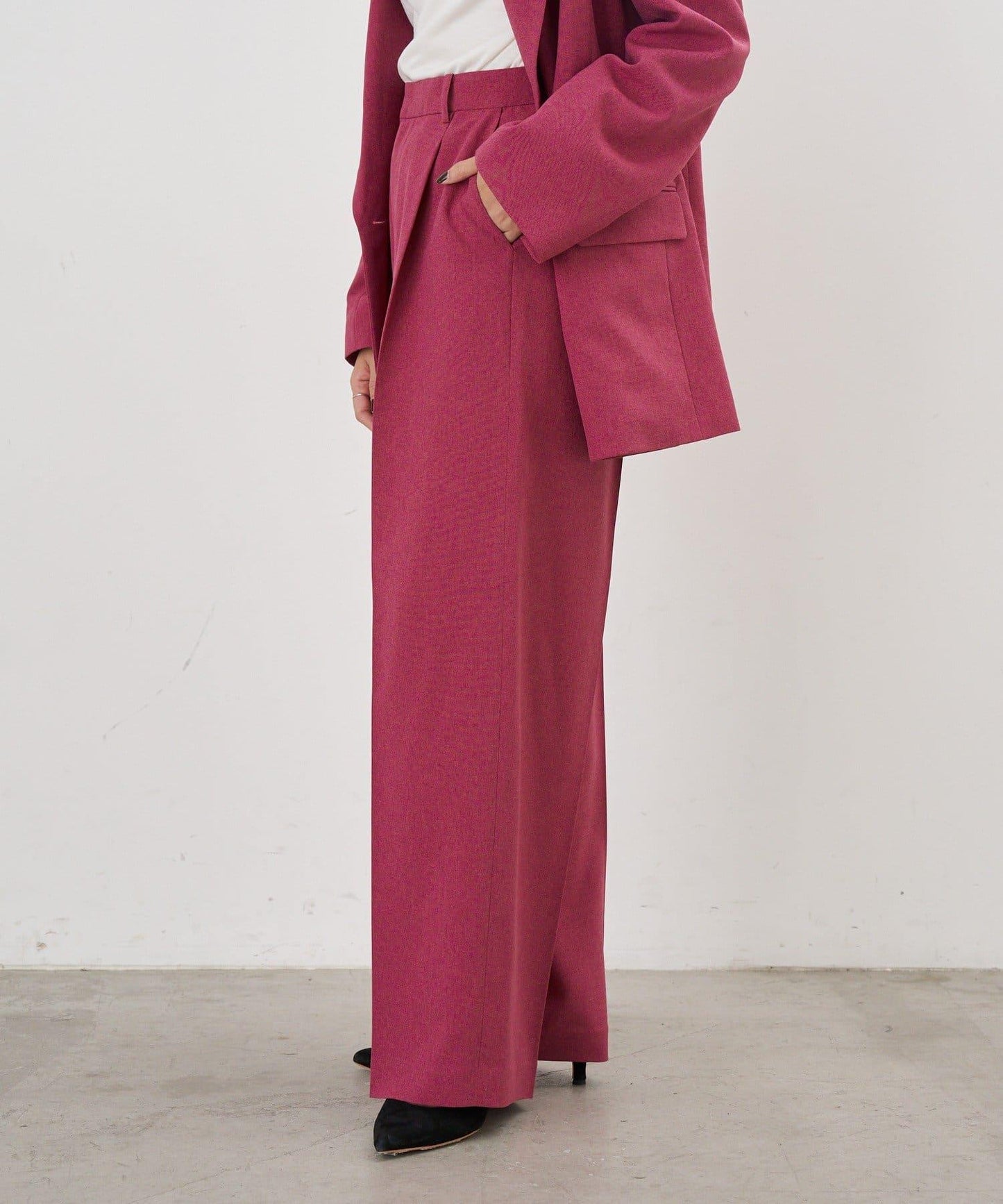 【26SS】寬鬆褶皺長褲