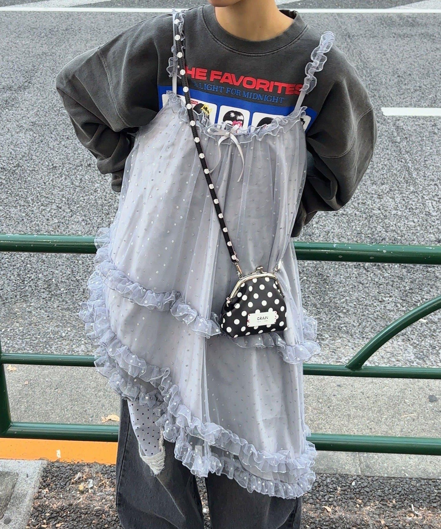 亮片波點網紗吊帶連衣裙