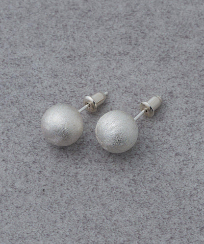 金屬圓球鉚釘耳環