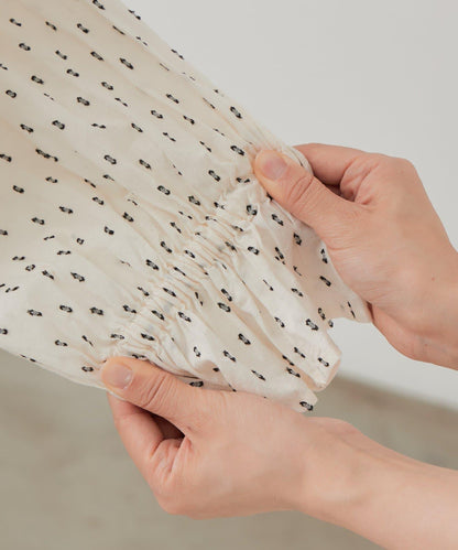 近日開始 小款提花襯衫