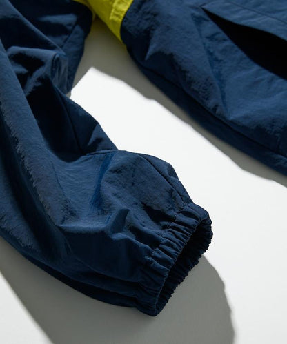 C&B尼龍套頭風衣