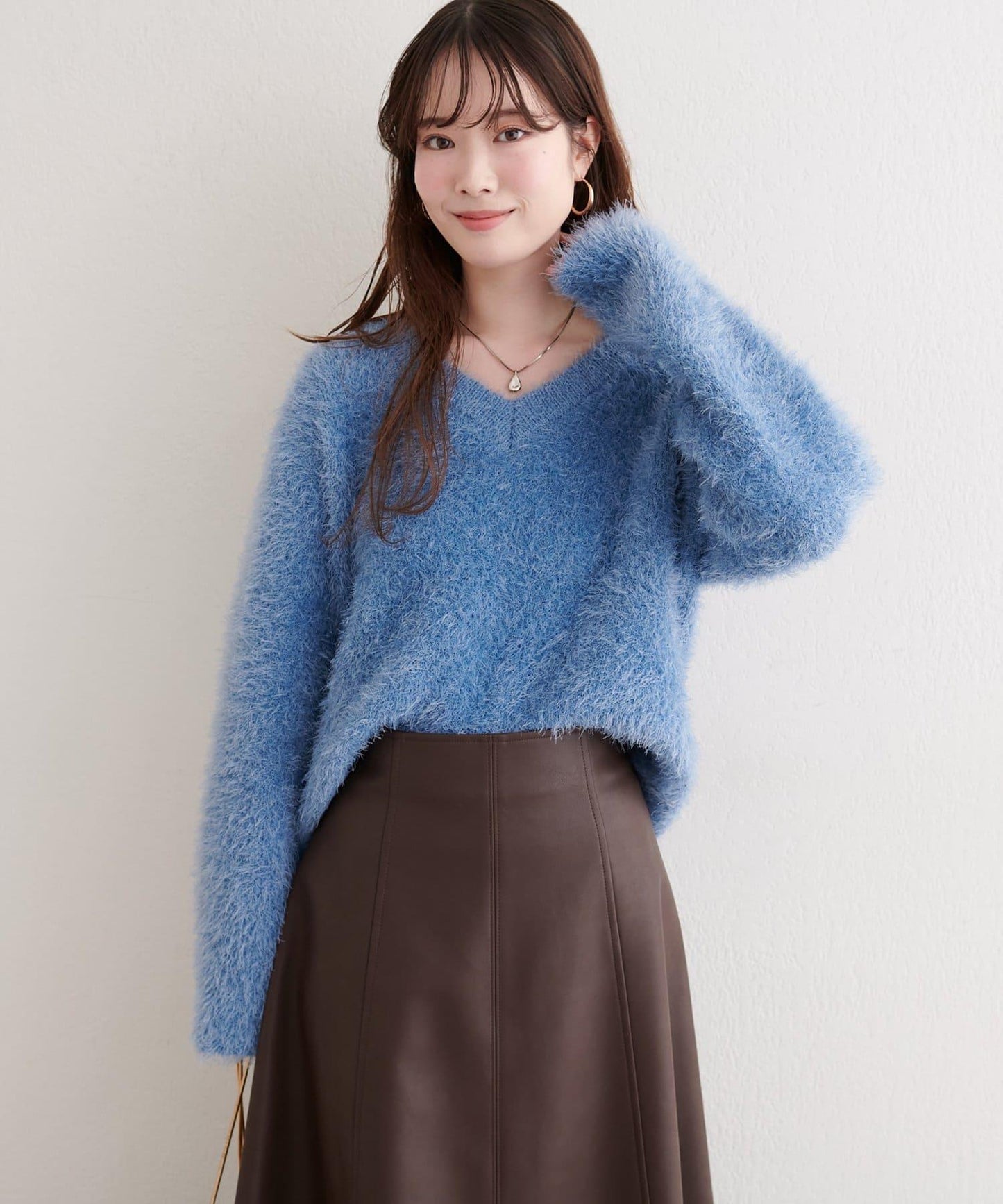 V領長毛針織套頭衫