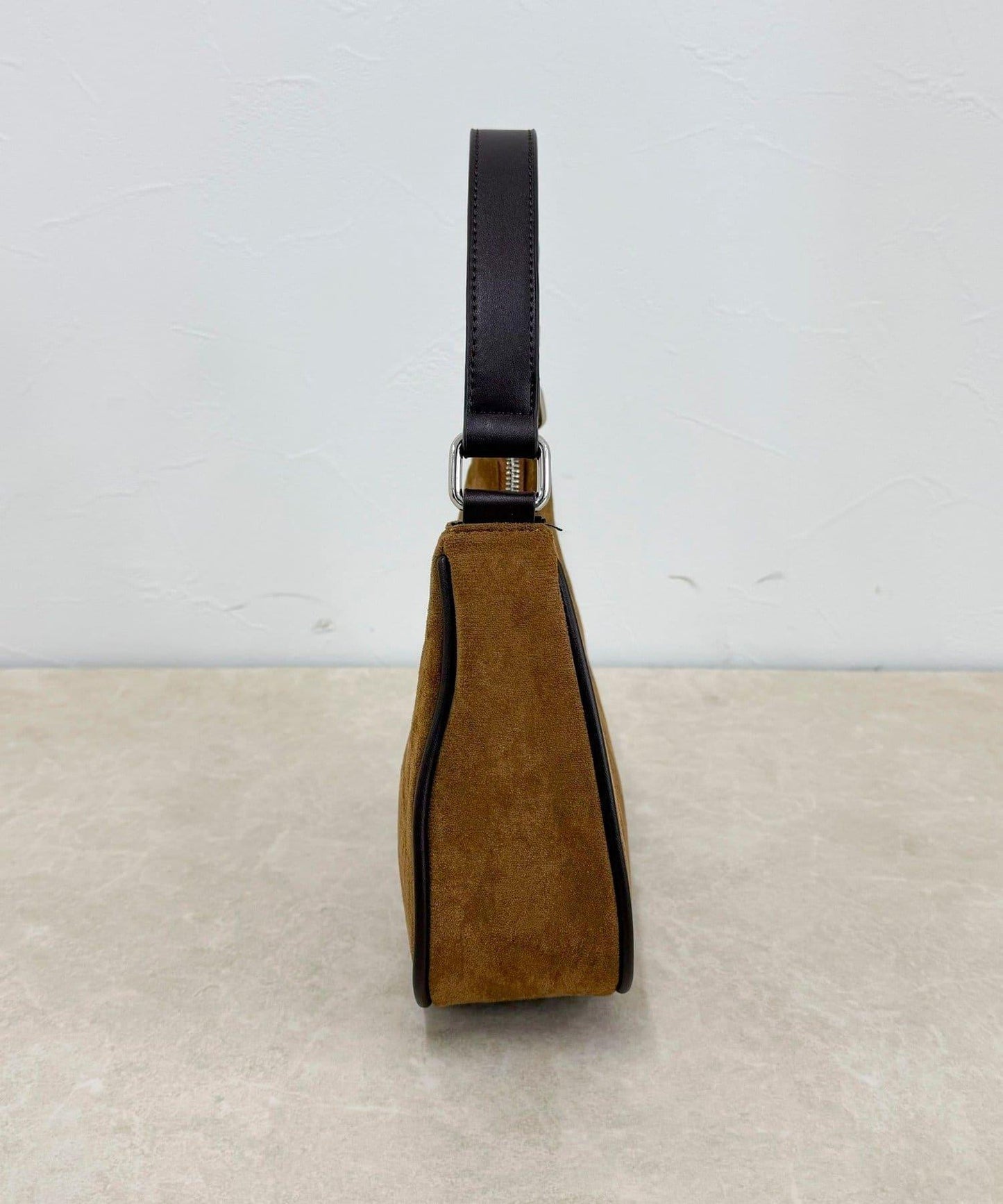 拼接麂皮圓形單肩揹包