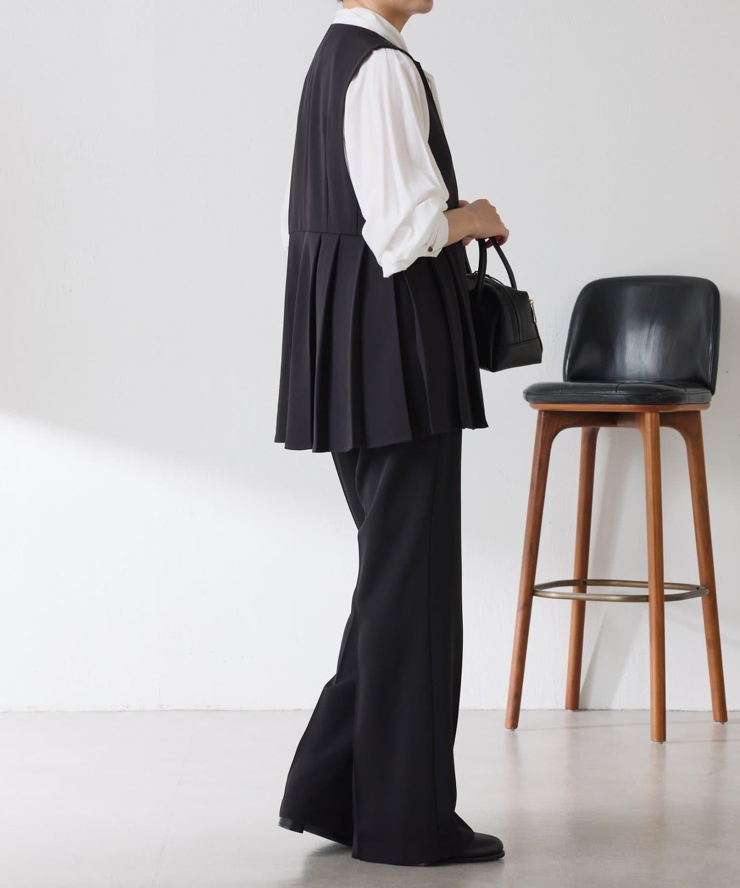 【臀部遮蓋】斜紋百褶馬甲/套裝/禮服