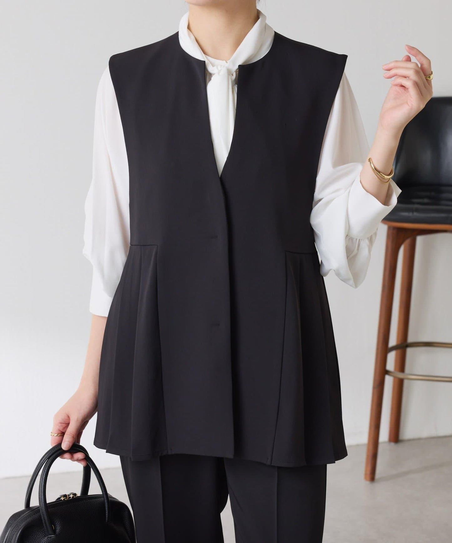 【臀部遮蓋】斜紋百褶馬甲/套裝/禮服