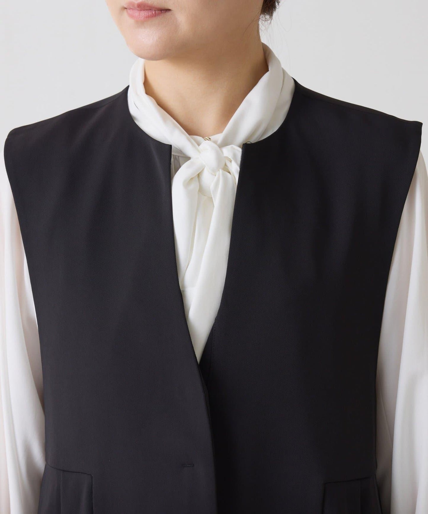 【臀部遮蓋】斜紋百褶馬甲/套裝/禮服