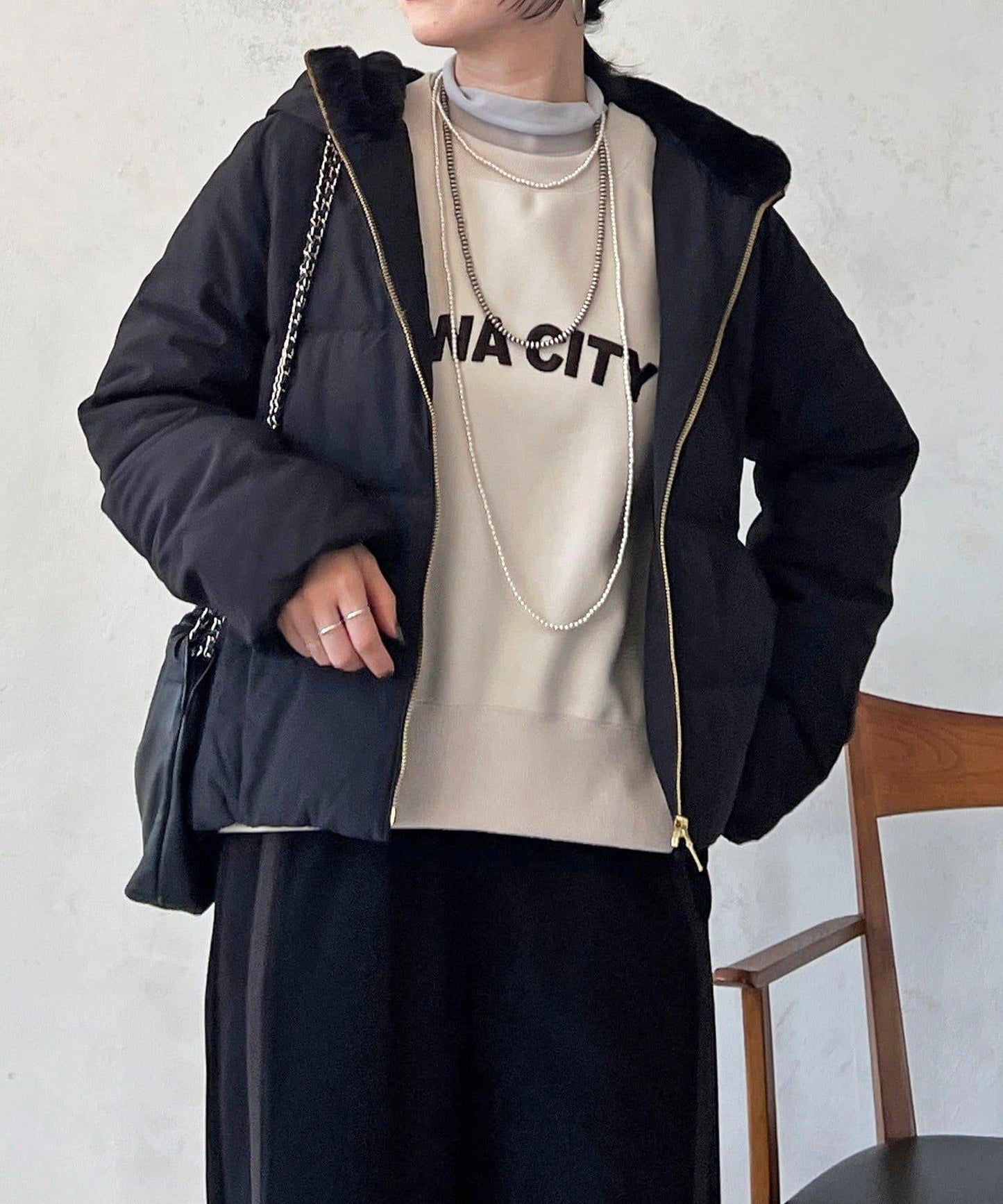 毛絨拼接輕薄羽絨服