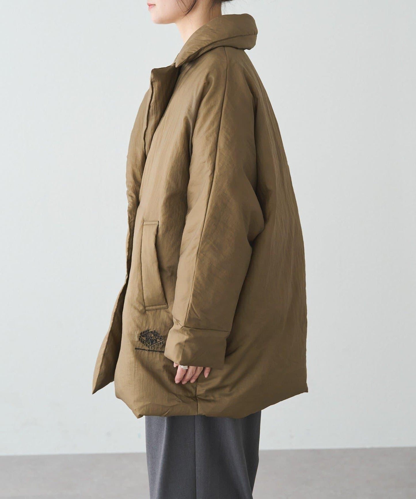 再生羽絨西裝領大衣