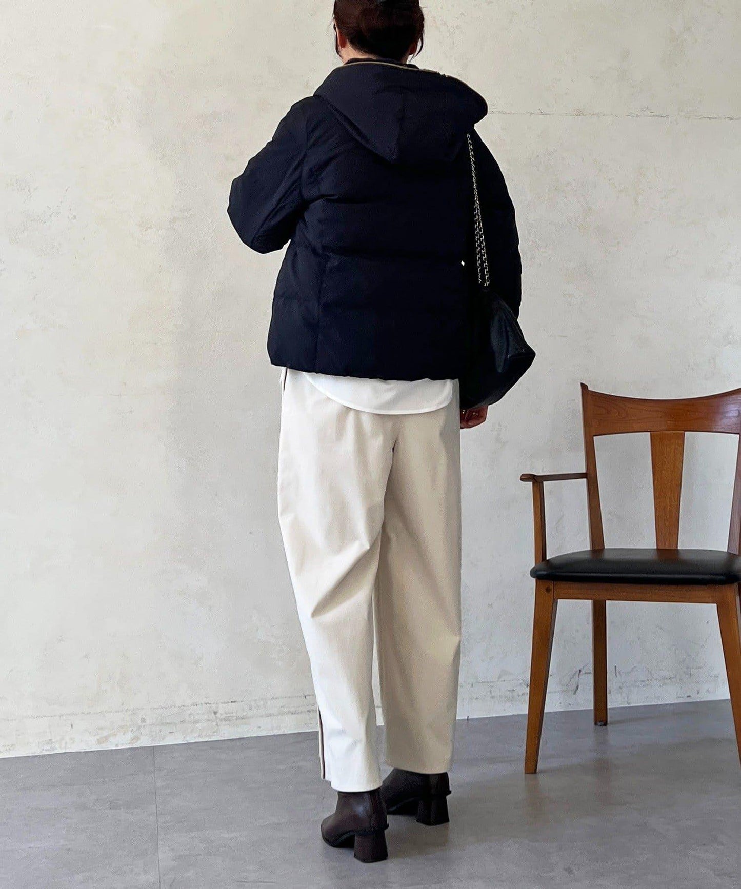 毛絨拼接輕薄羽絨服
