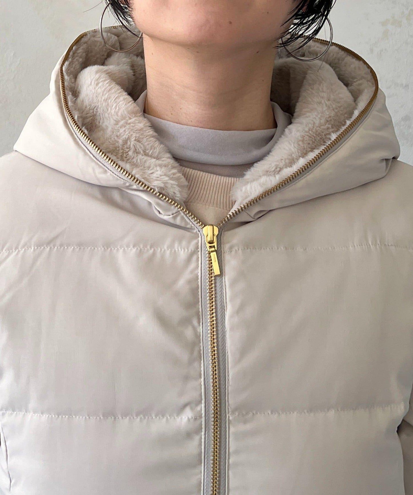 毛絨拼接輕薄羽絨服