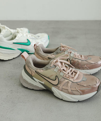 NIKE V2K 跑鞋