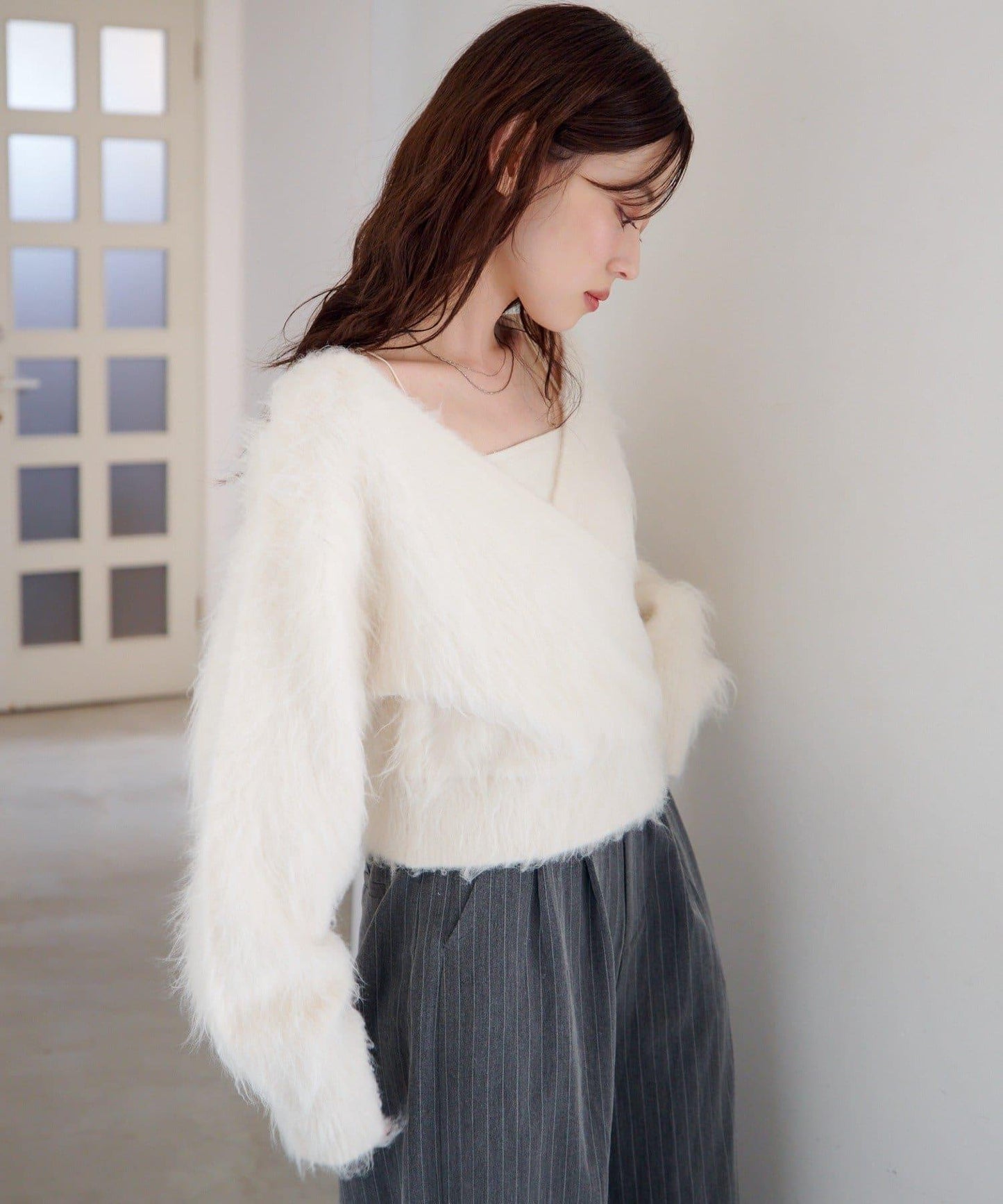 毛邊交叉針織衫