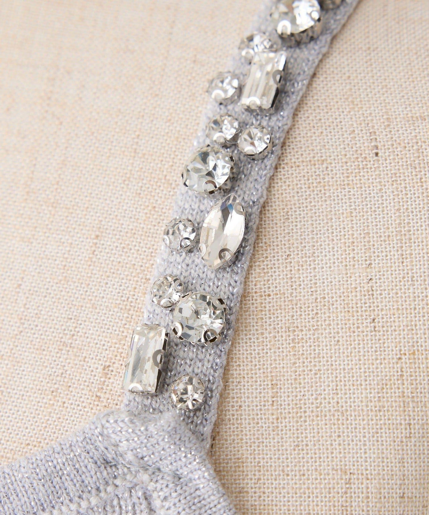 【Twinkle Collection】袖部毛絨短外套+亮片吊帶上衣套裝