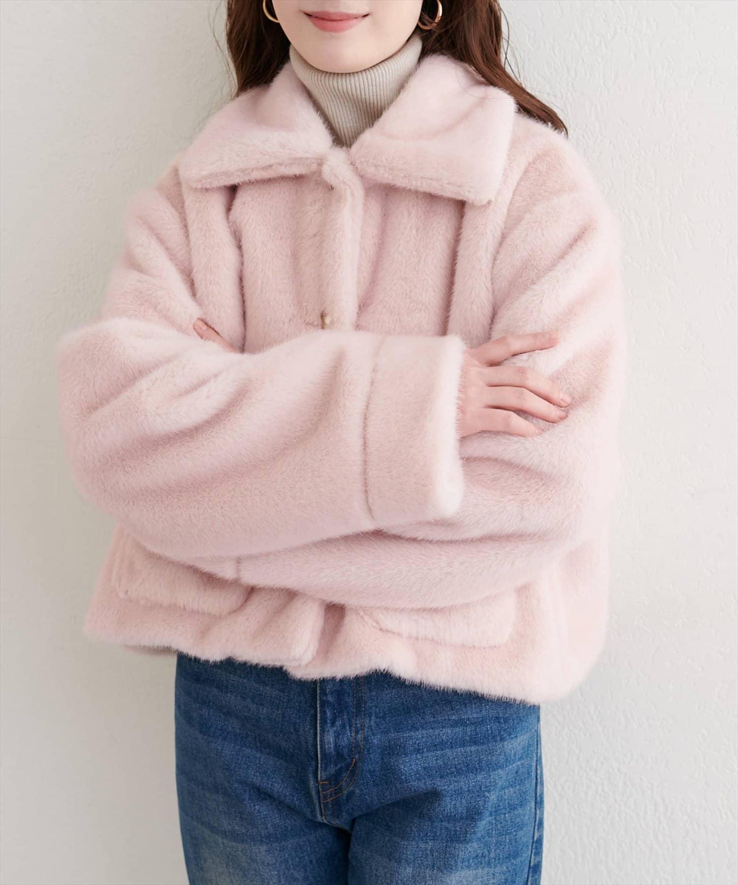 仿皮草短款外套