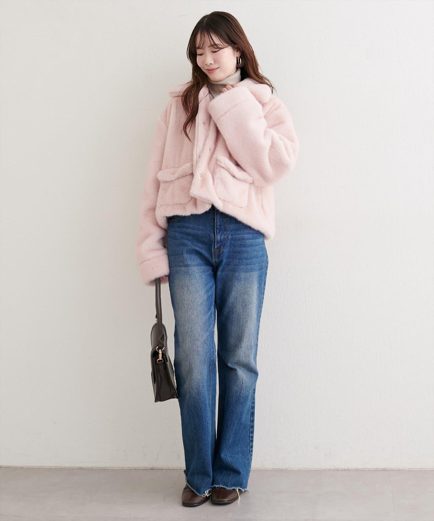 仿皮草短款外套