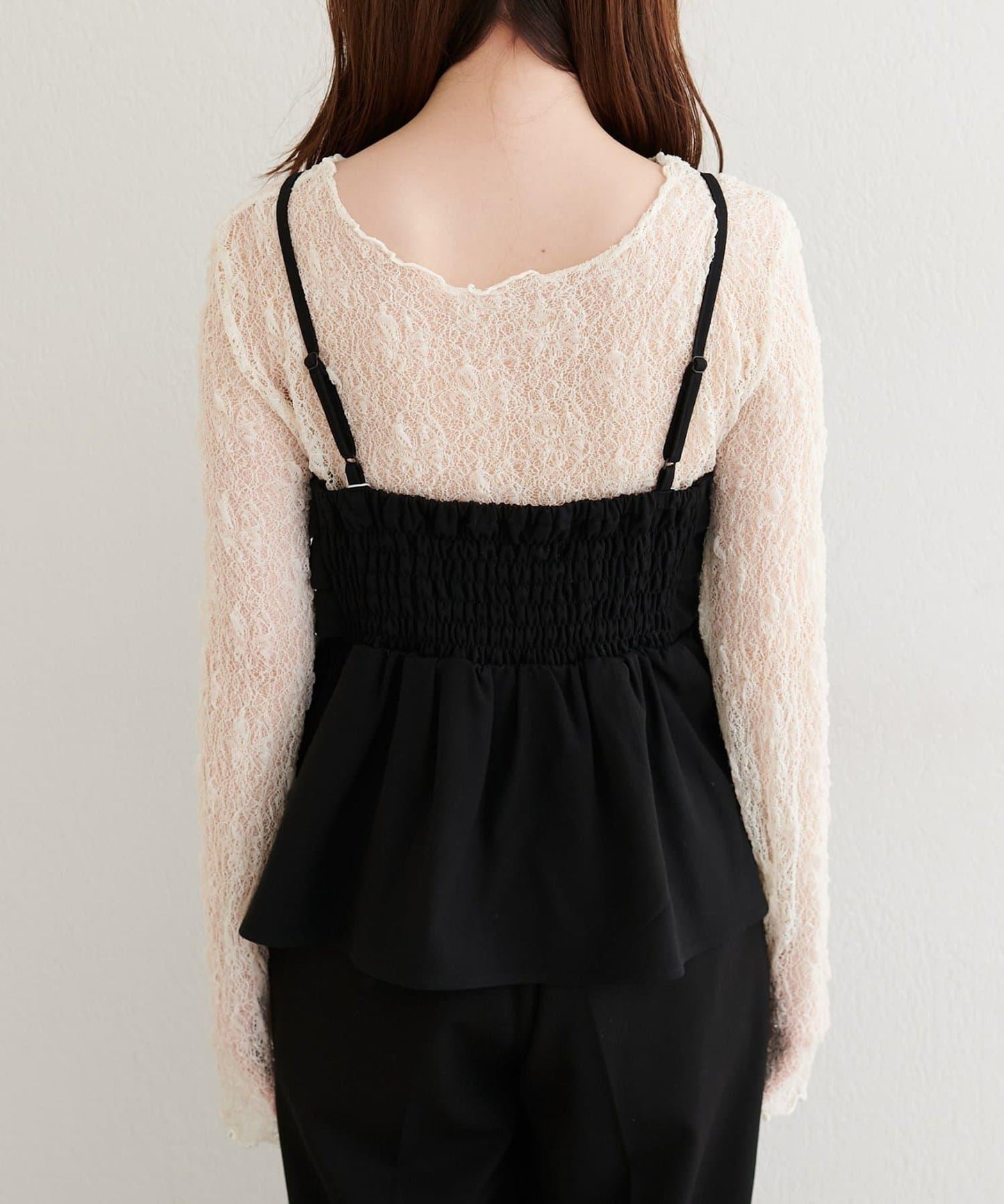 【natural couture】蝴蝶結吊帶背心+蕾絲波浪邊T恤套裝