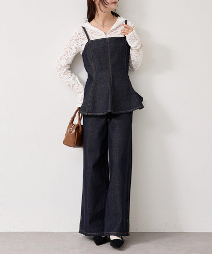 下襬開叉喇叭牛仔褲