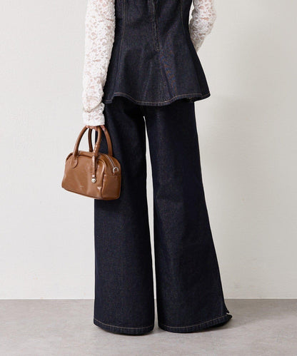 下襬開叉喇叭牛仔褲