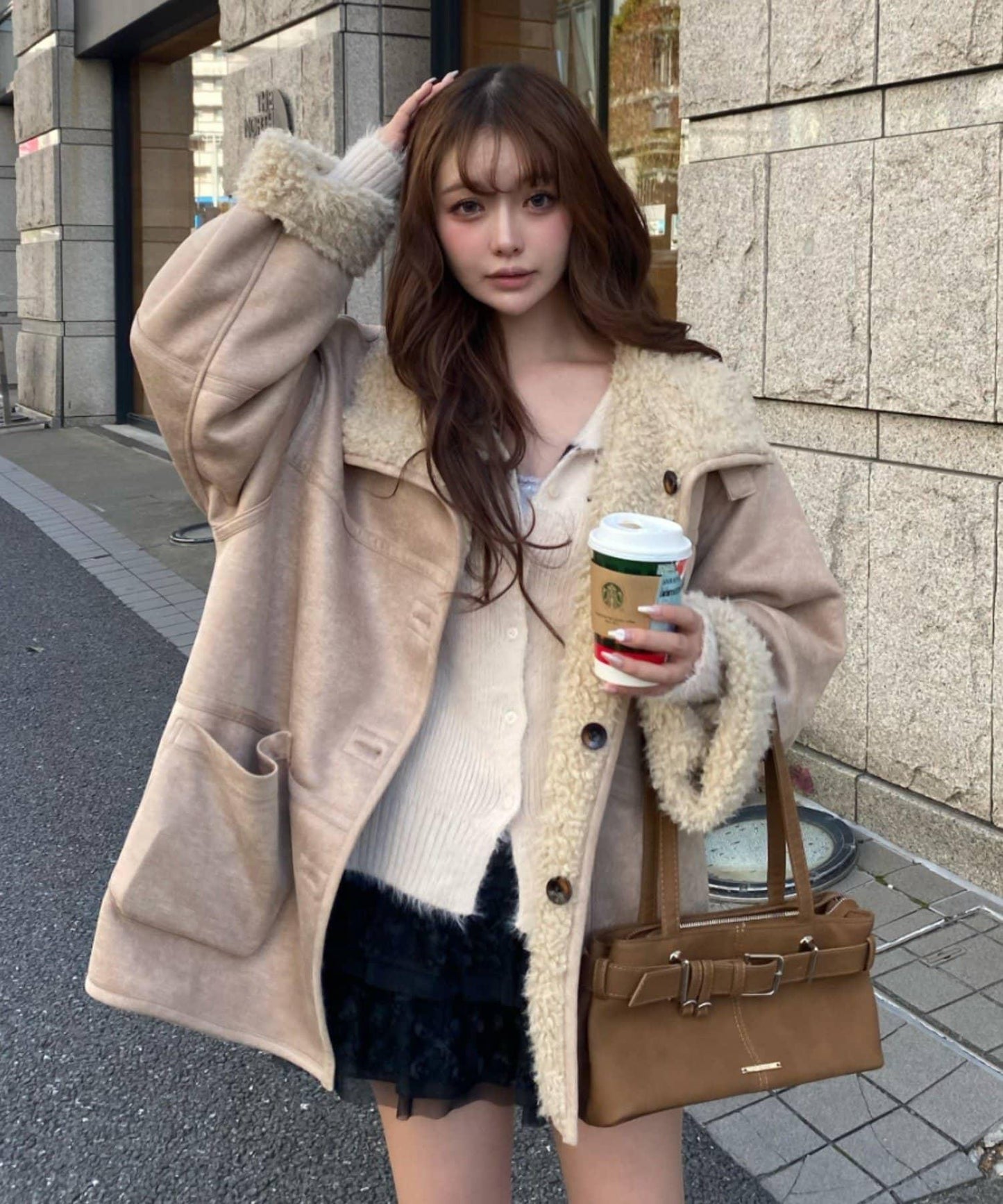 毛絨質感標誌紐扣開衫