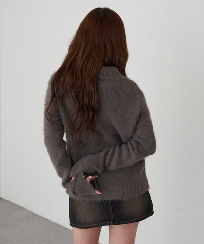 毛絨質感標誌紐扣開衫