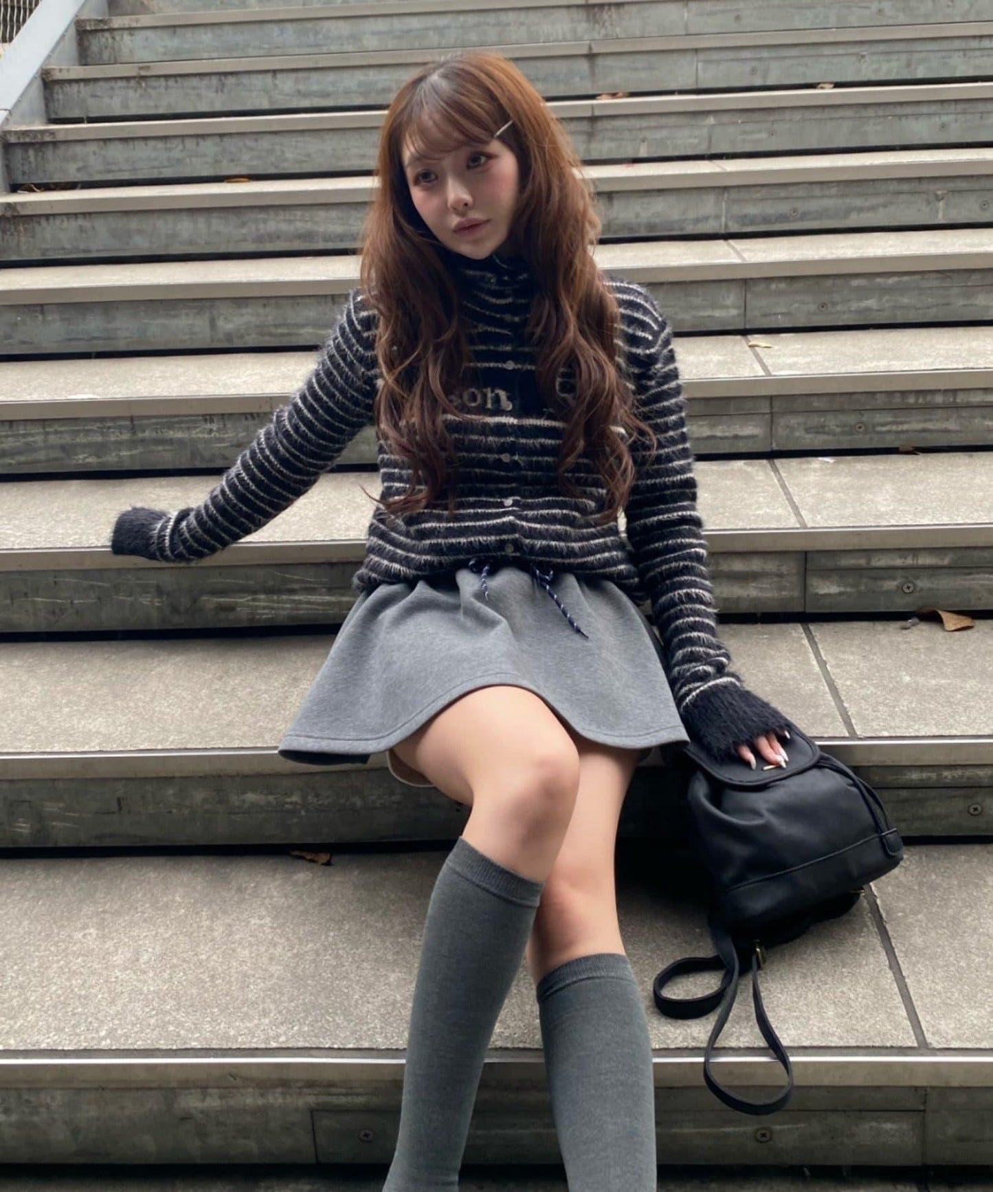 毛絨質感標誌紐扣開衫