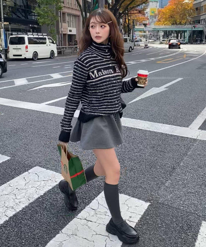 毛絨質感標誌紐扣開衫