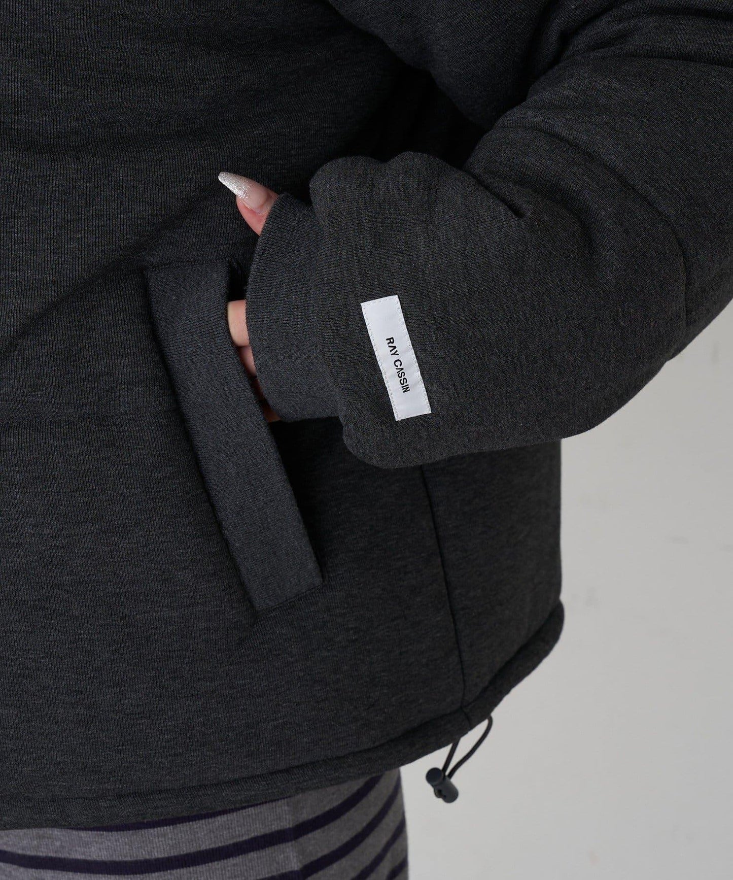 剪裁標誌羽絨服