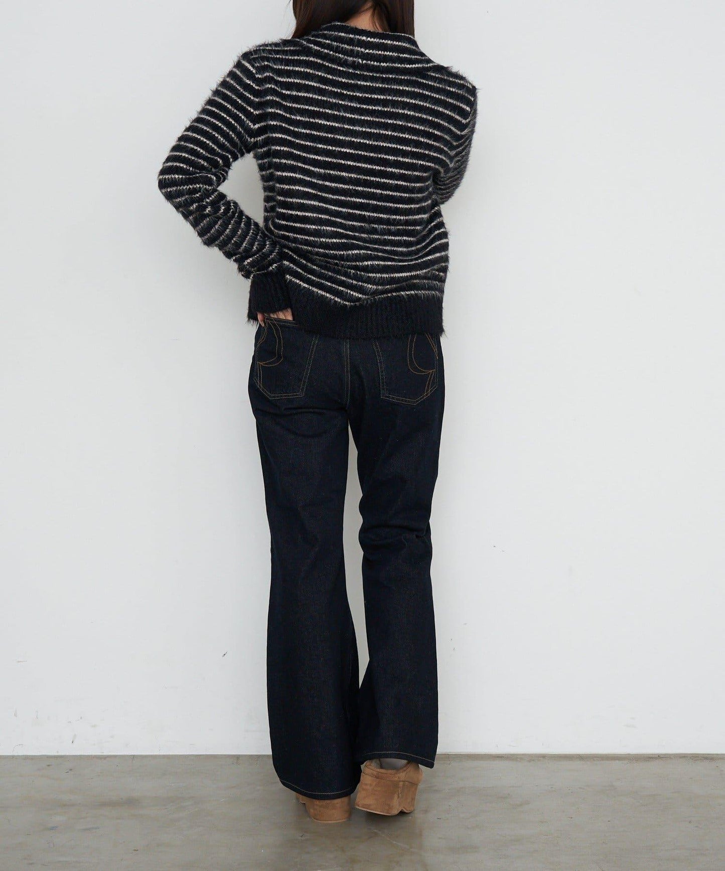 毛絨質感標誌紐扣開衫