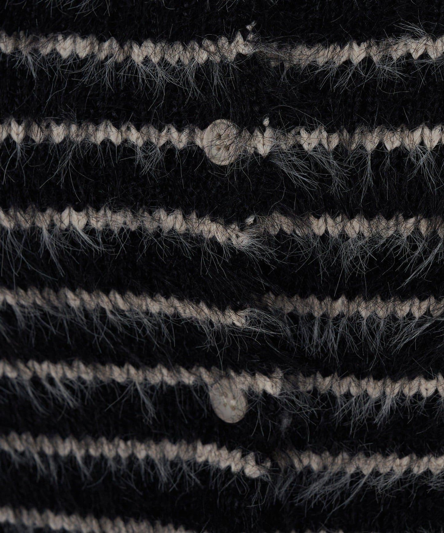 毛絨質感標誌紐扣開衫