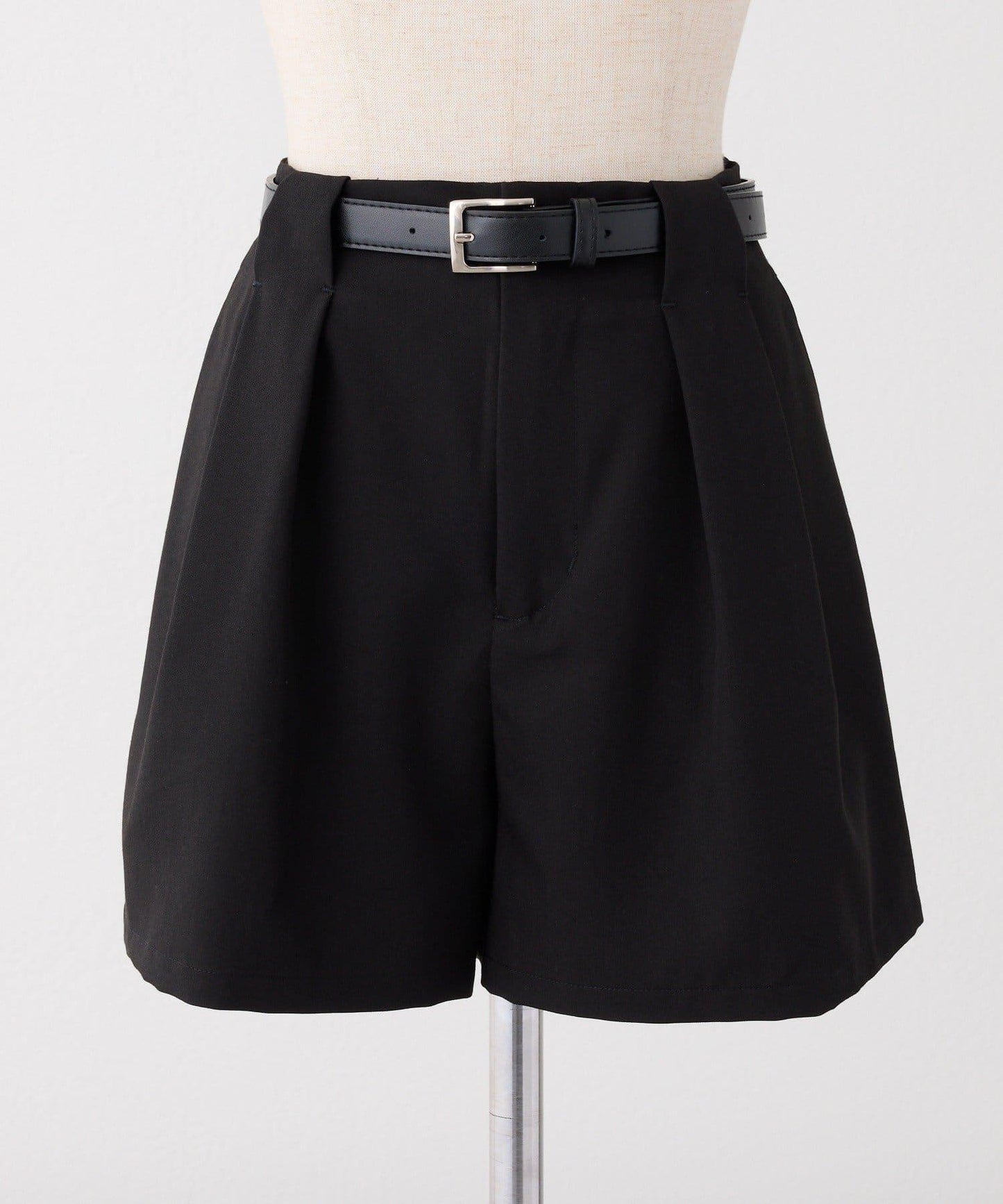 【one after another】配腰帶短褲