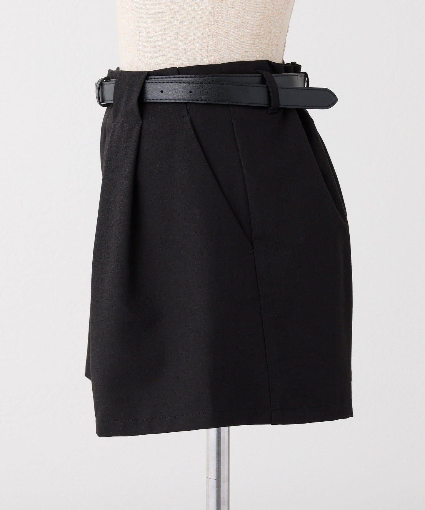 【one after another】配腰帶短褲