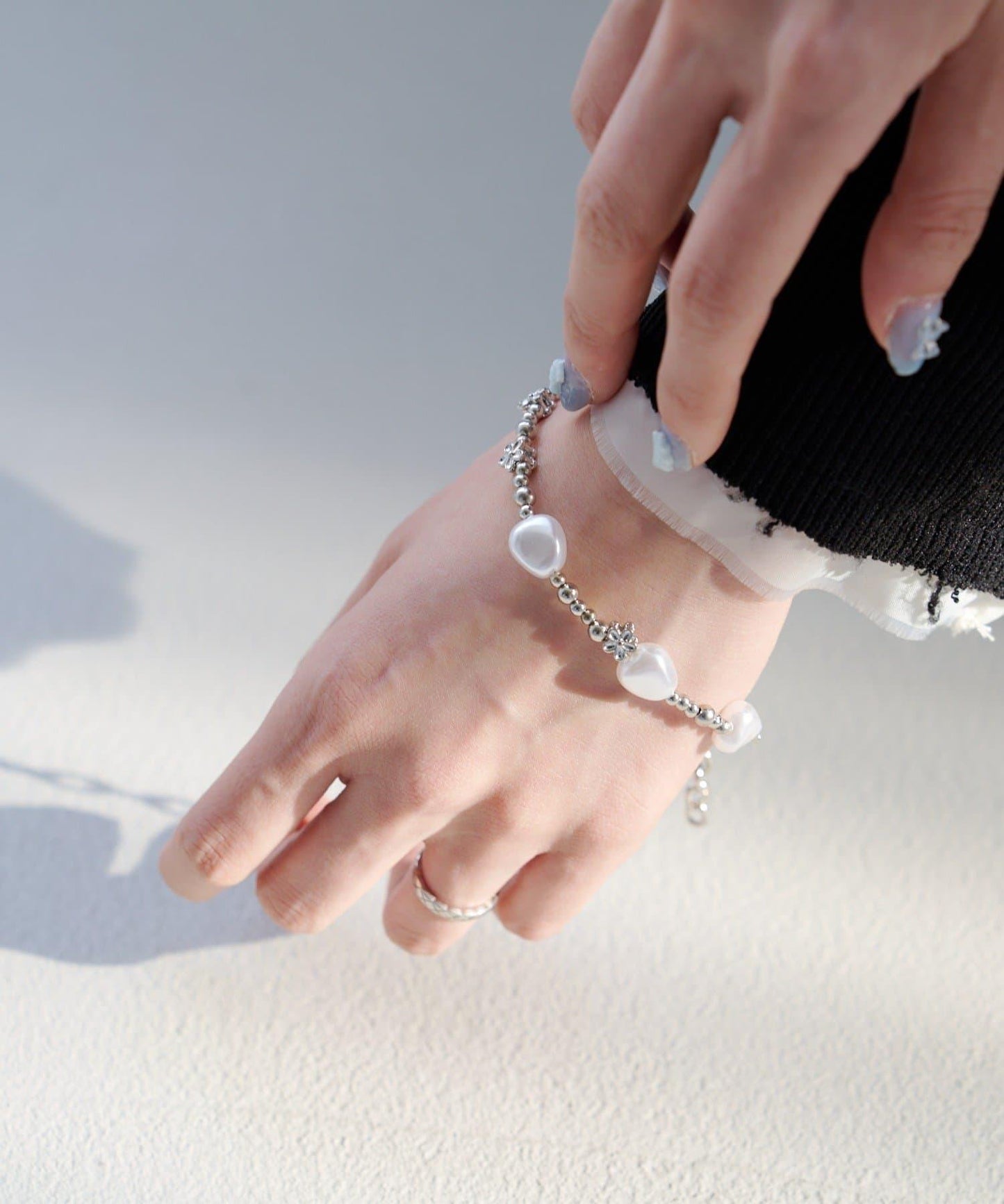 珍珠花朵鏈條手鍊