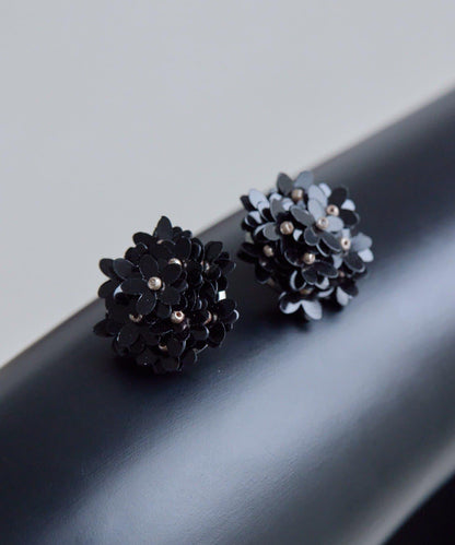 現代花卉耳環