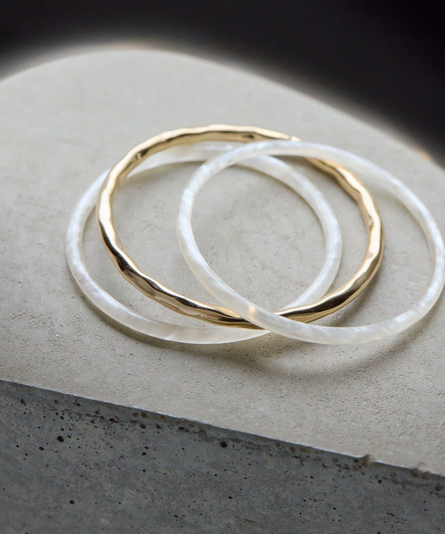 微妙色系三連手鐲