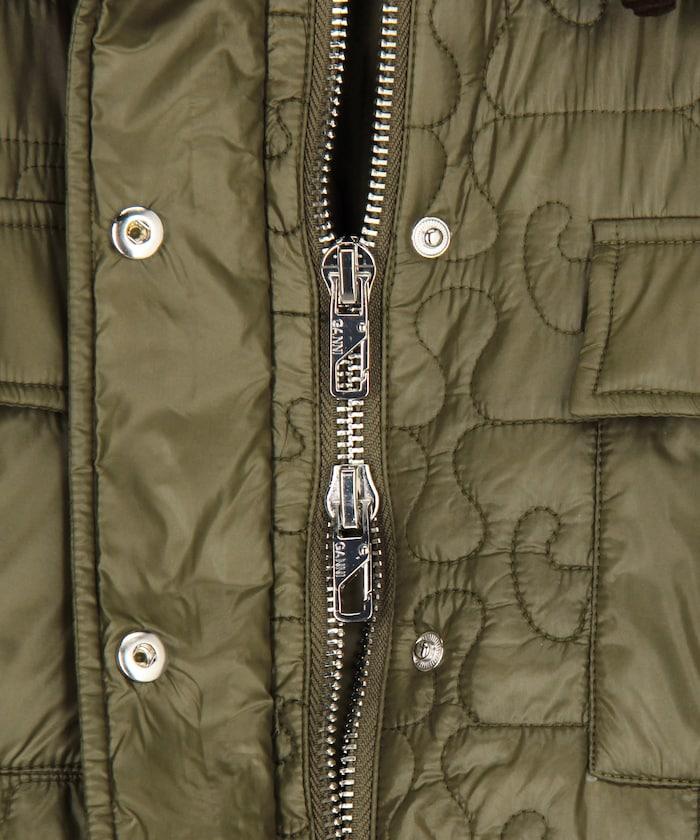 亮面絎縫中長夾克帶荷葉邊 / W0964 / W0965