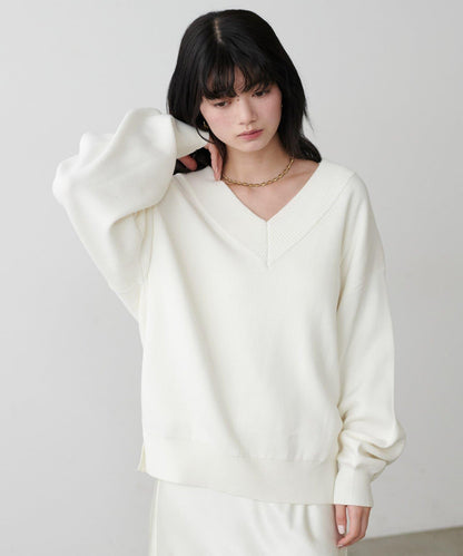 衛衣風V領針織套頭衫