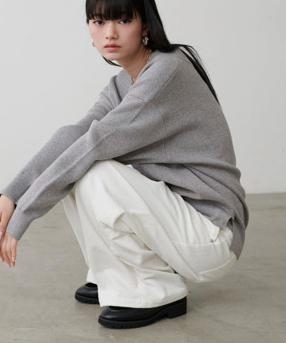 衛衣風V領針織套頭衫