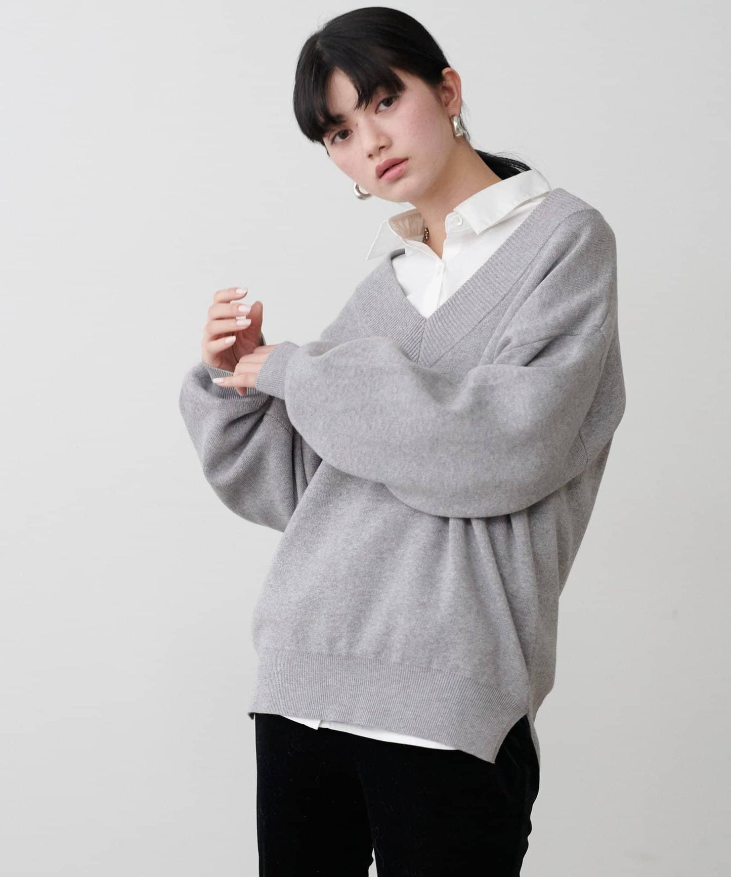 衛衣風V領針織套頭衫