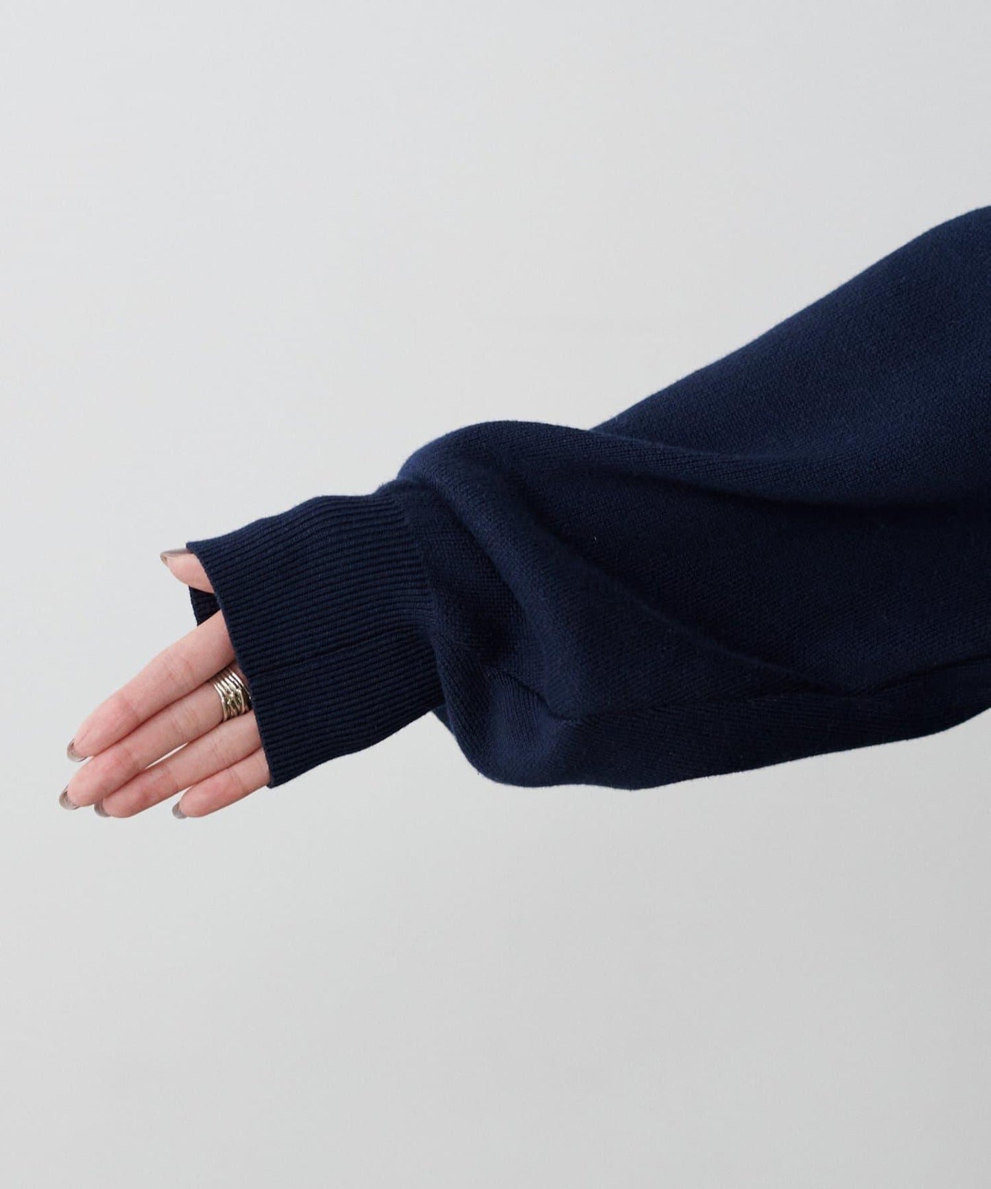 衛衣風V領針織套頭衫