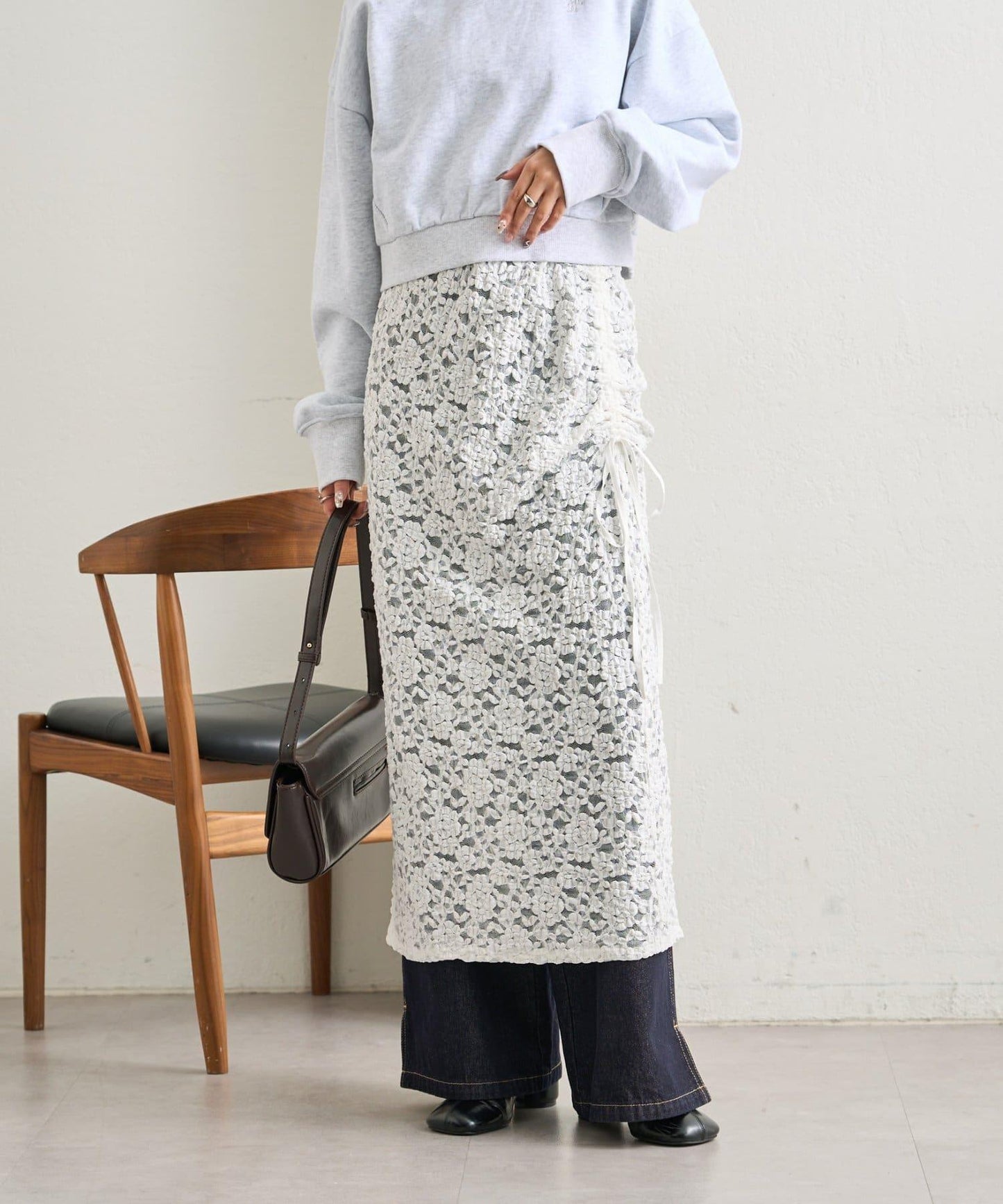 蕾絲中長裙