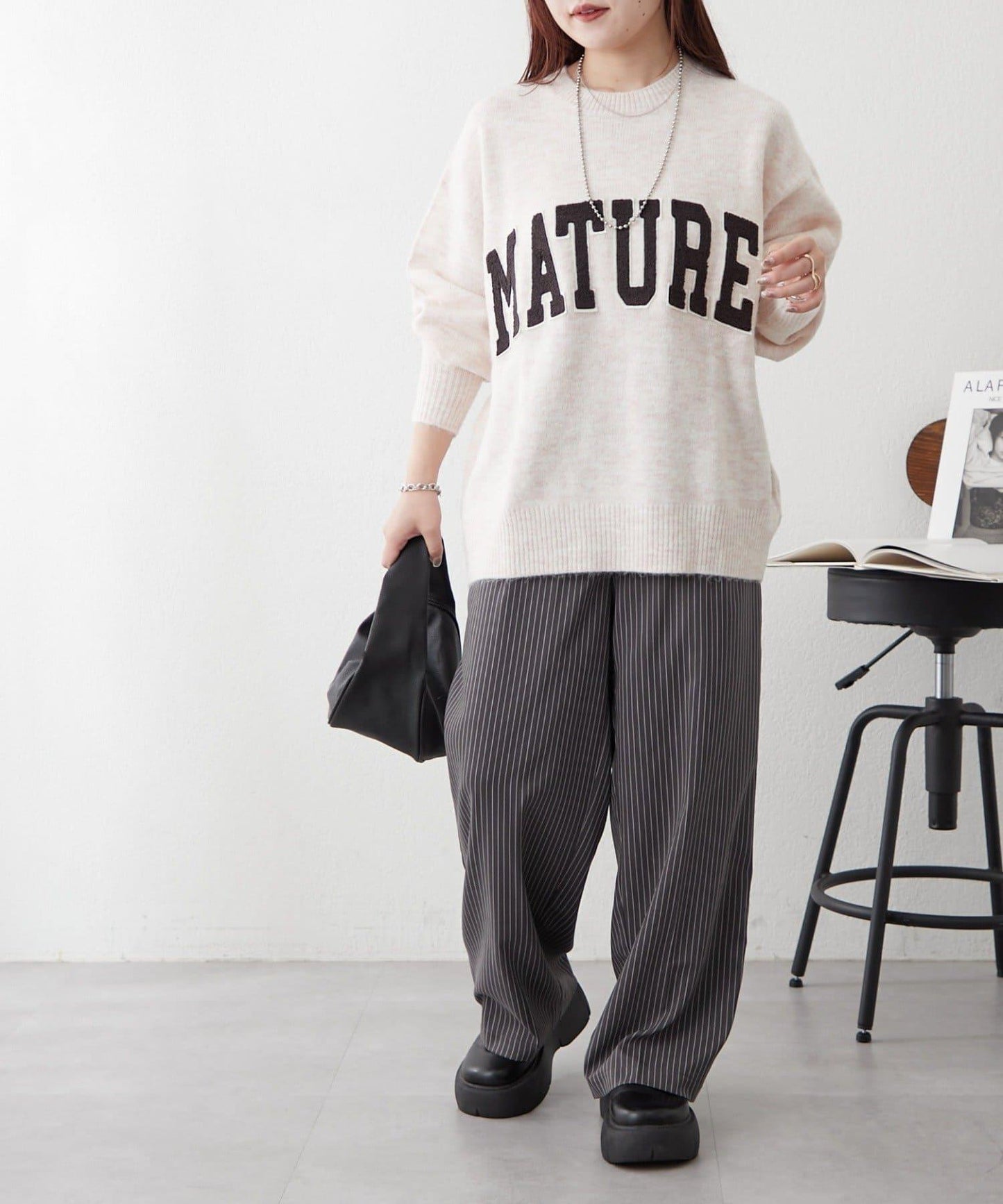 帶有標誌的針織衫