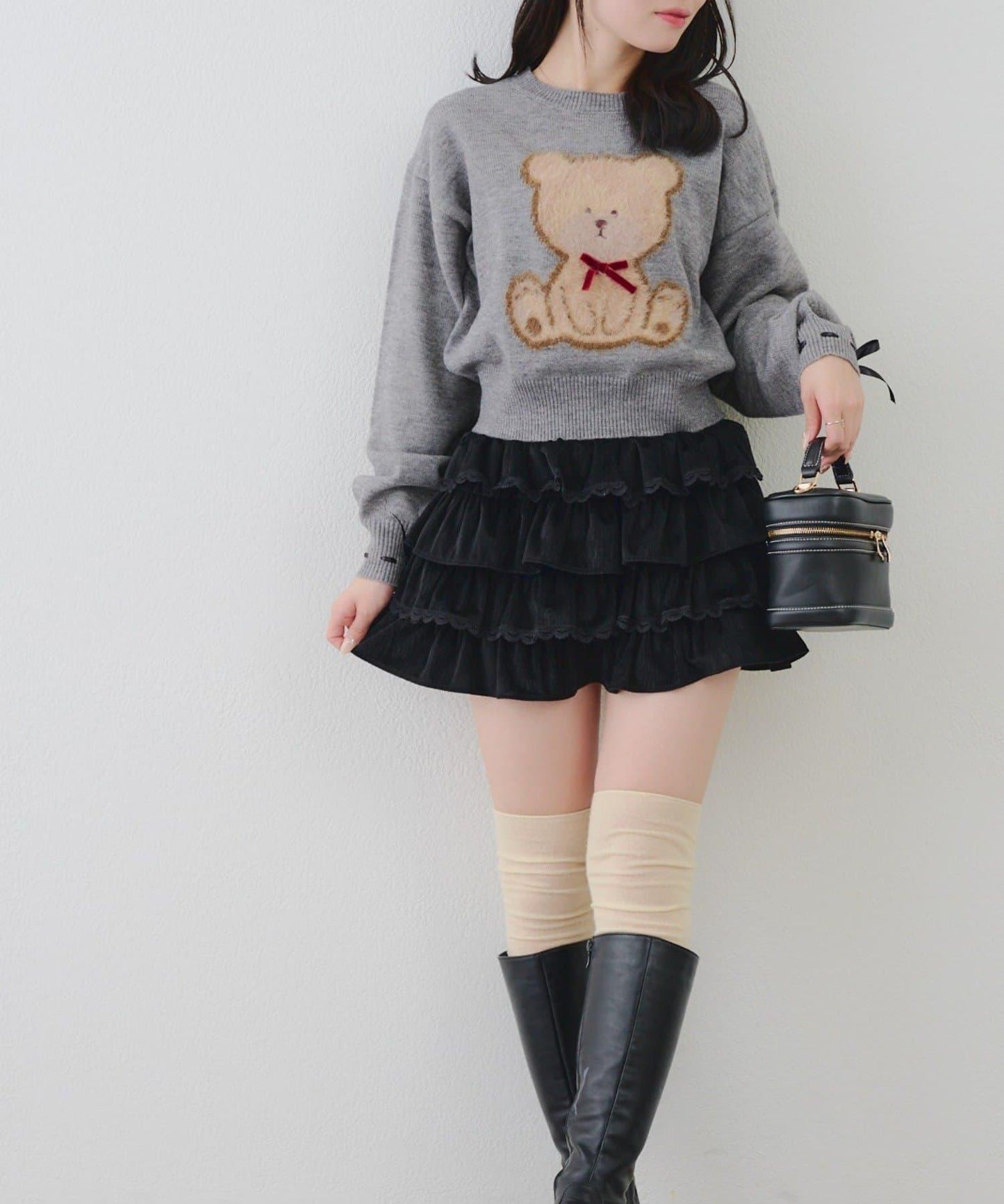 蝴蝶結小熊針織衫