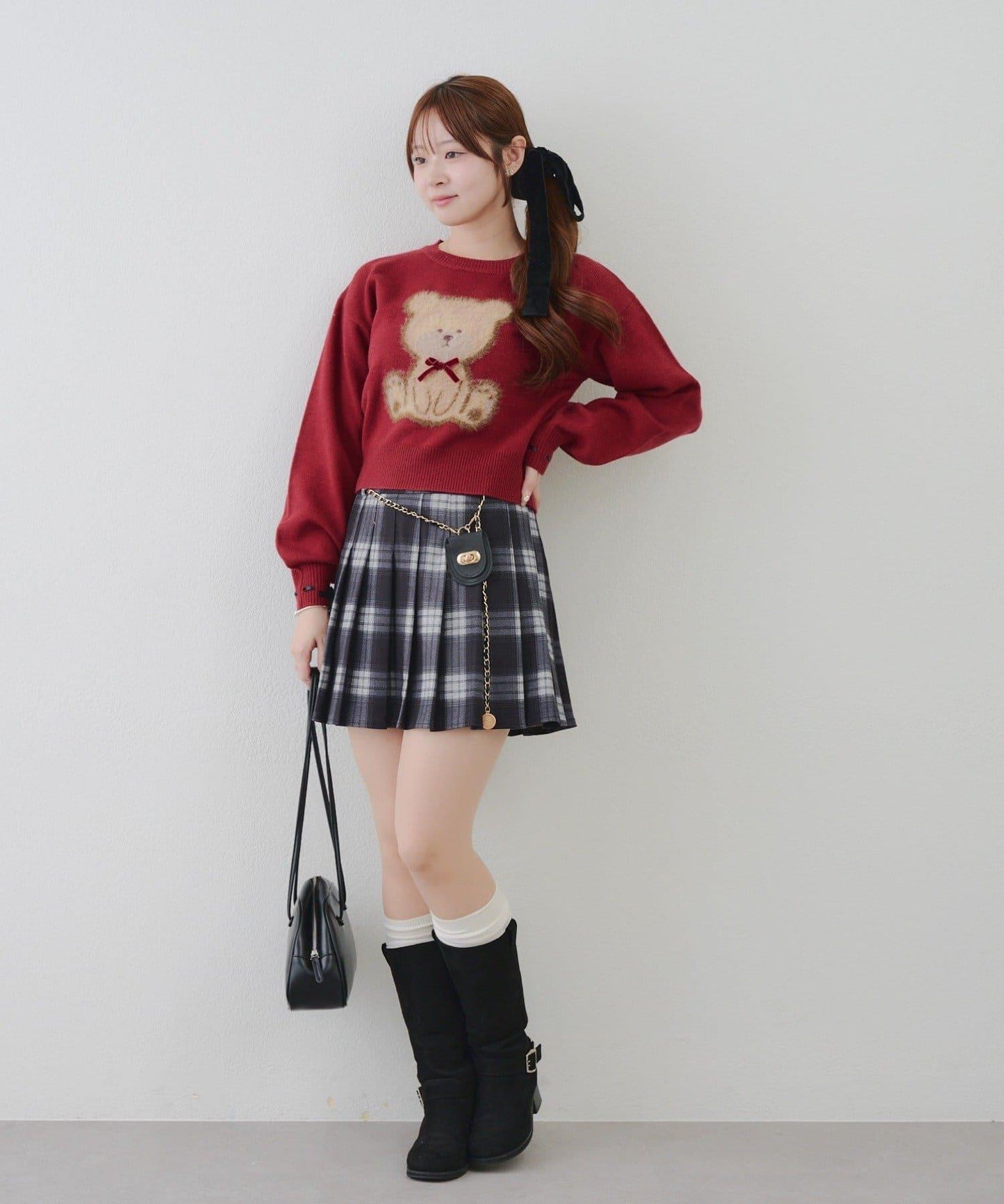 蝴蝶結小熊針織衫