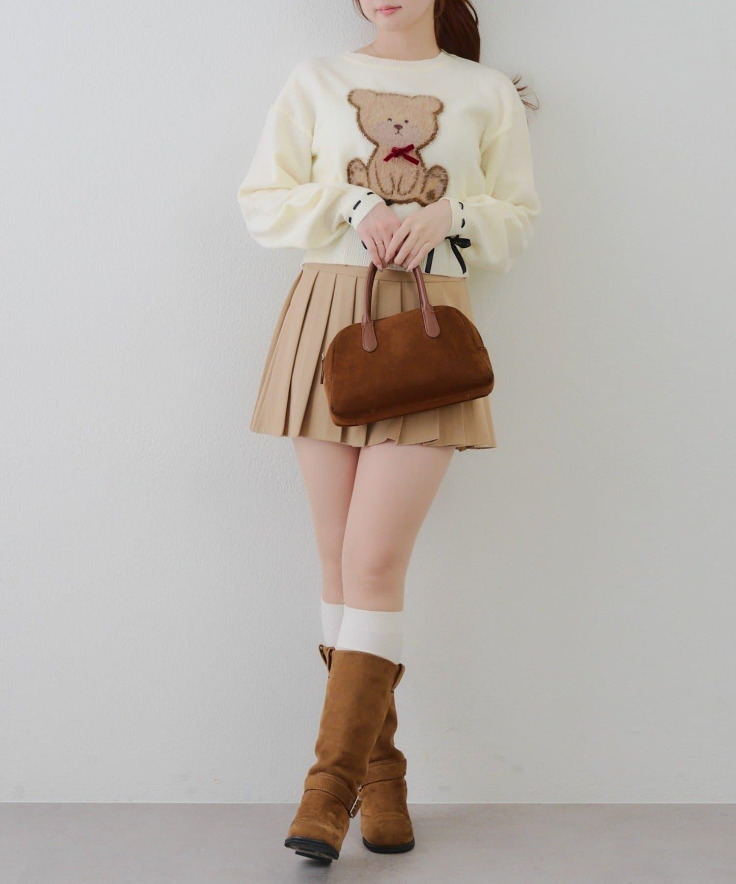 蝴蝶結小熊針織衫